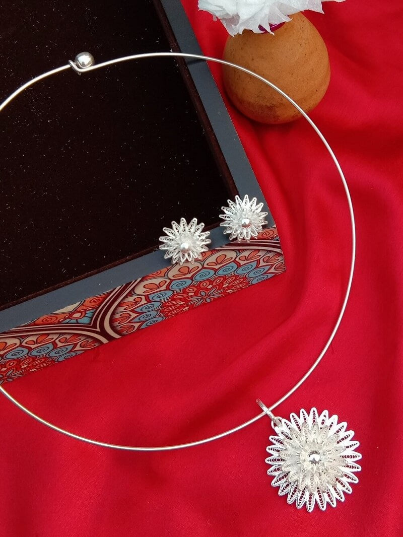 Sunflower Solace Necklace
