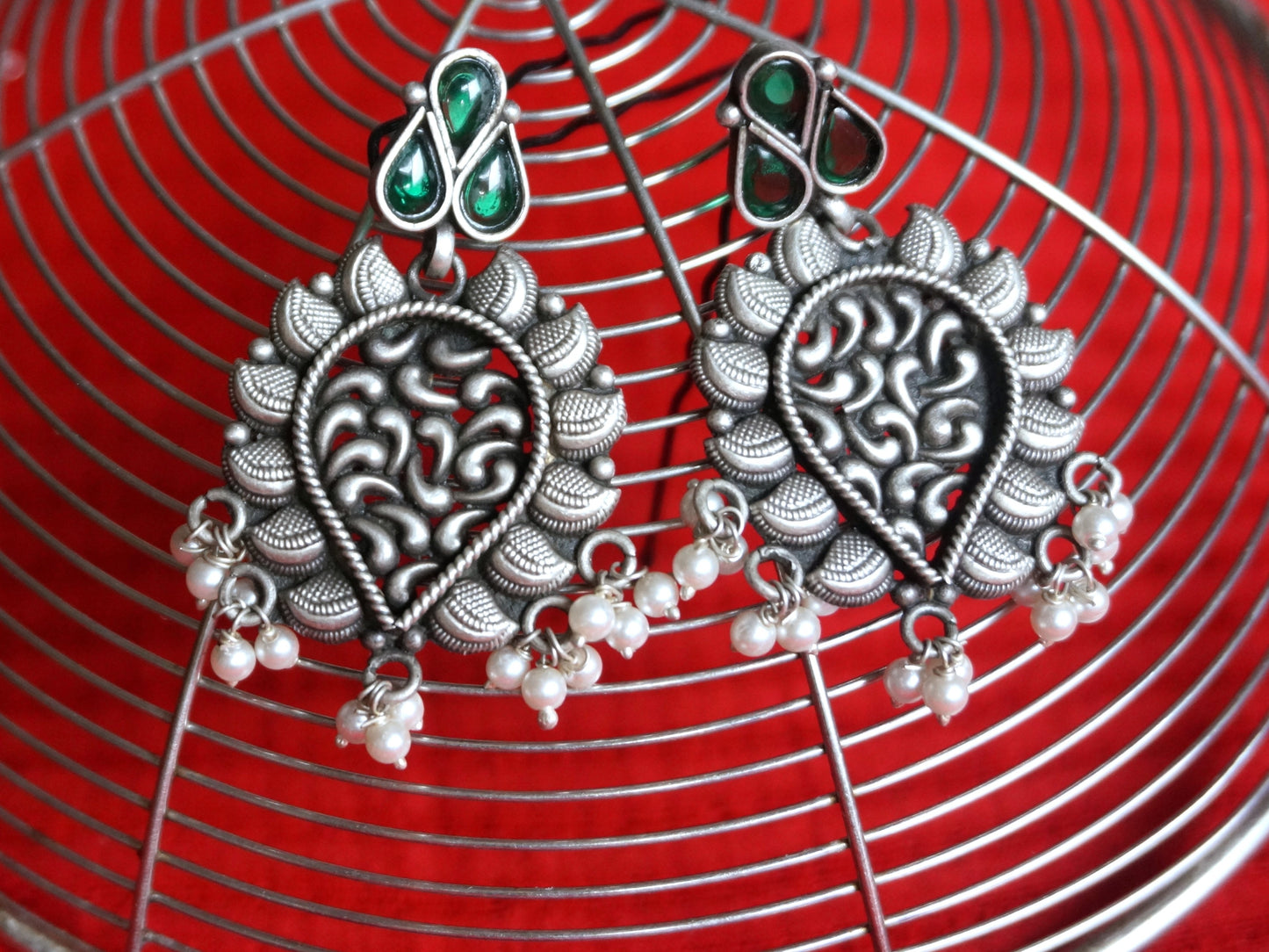 Bohemian-style Oxidized Earrings With Green Stone in 92.5 silver