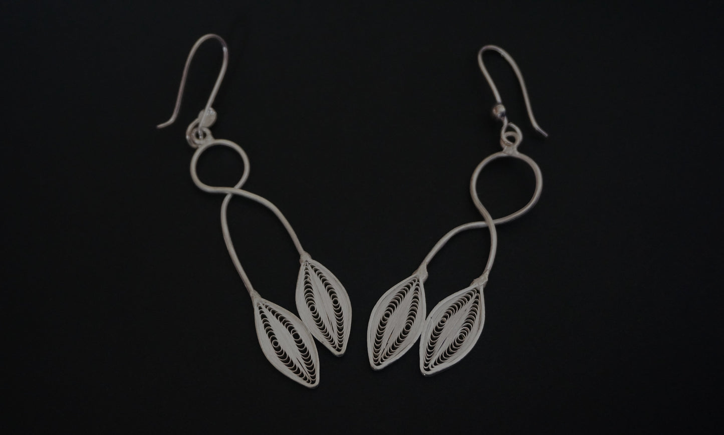 Willow Thread Earrings