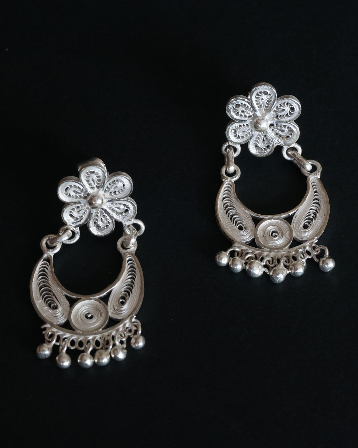 Meera Filigree Drops