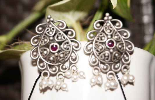 Mayuri Moti Studs