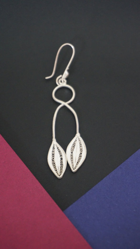 Willow Thread Earrings