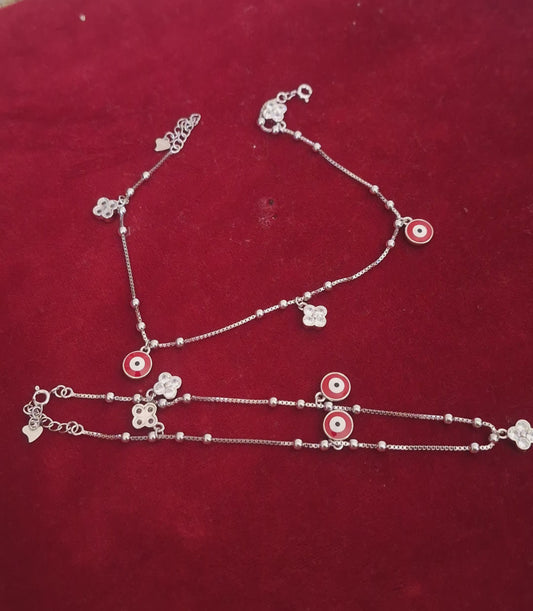 Red anklet/ payal